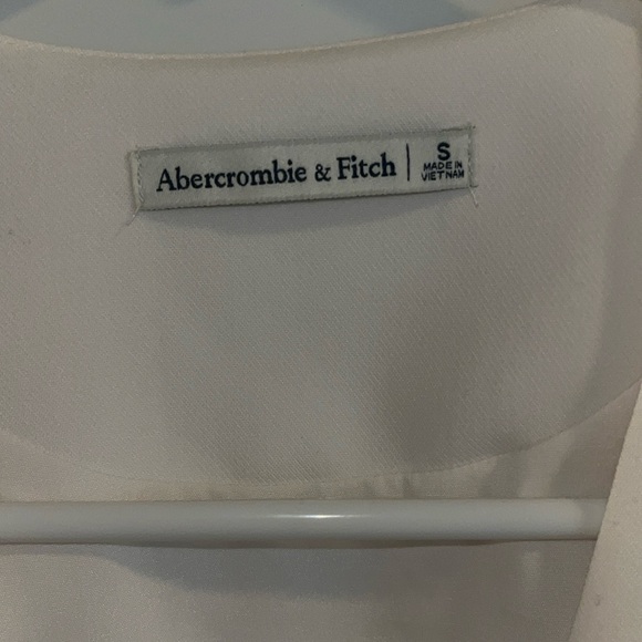 Abercrombie Easy Tailored Vest - Picture 2 of 8